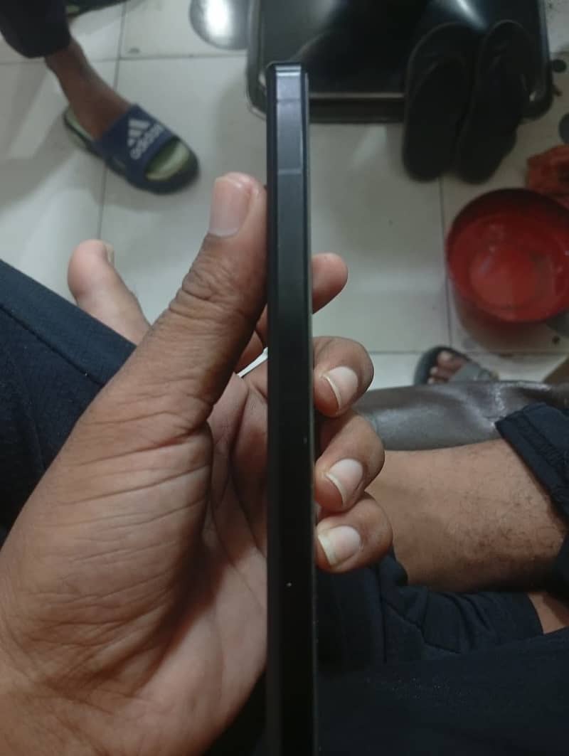 Sharp Aquos R7 3