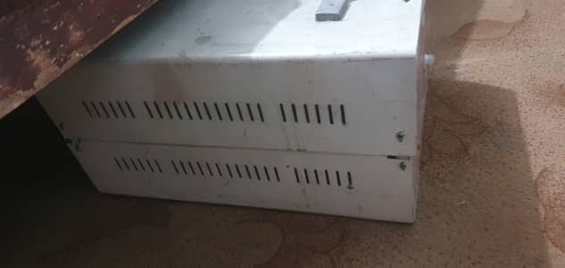 Universal automatic voltage Stabilizer