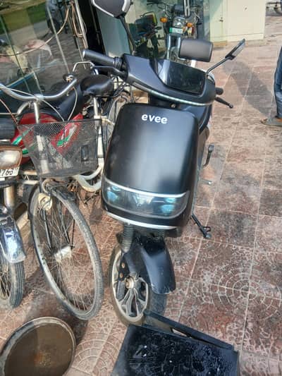 evee c1 air scooti electric 72 volt ok condition