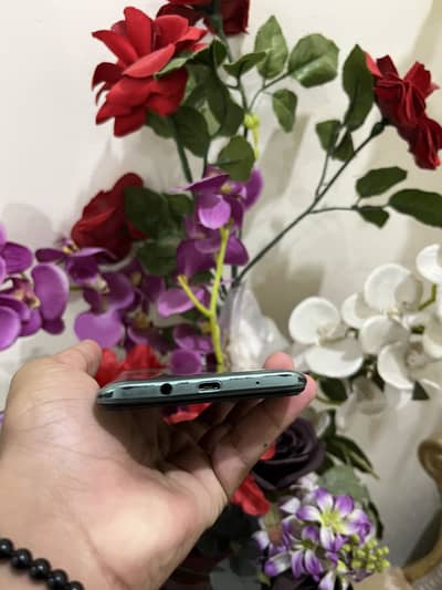Infinix Hot 10 Play 4/64 no exchange