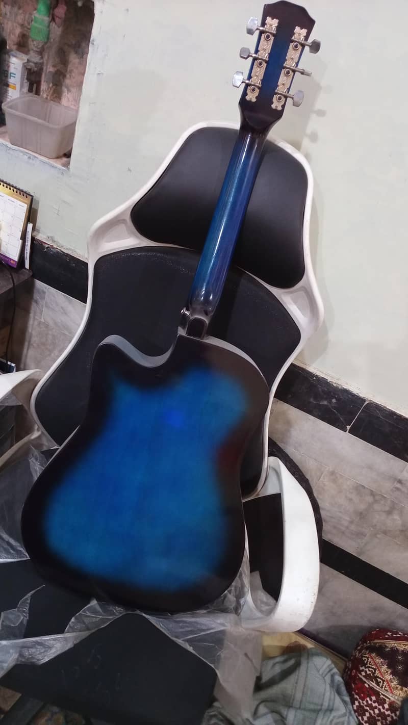 Equites beginner guitar 3