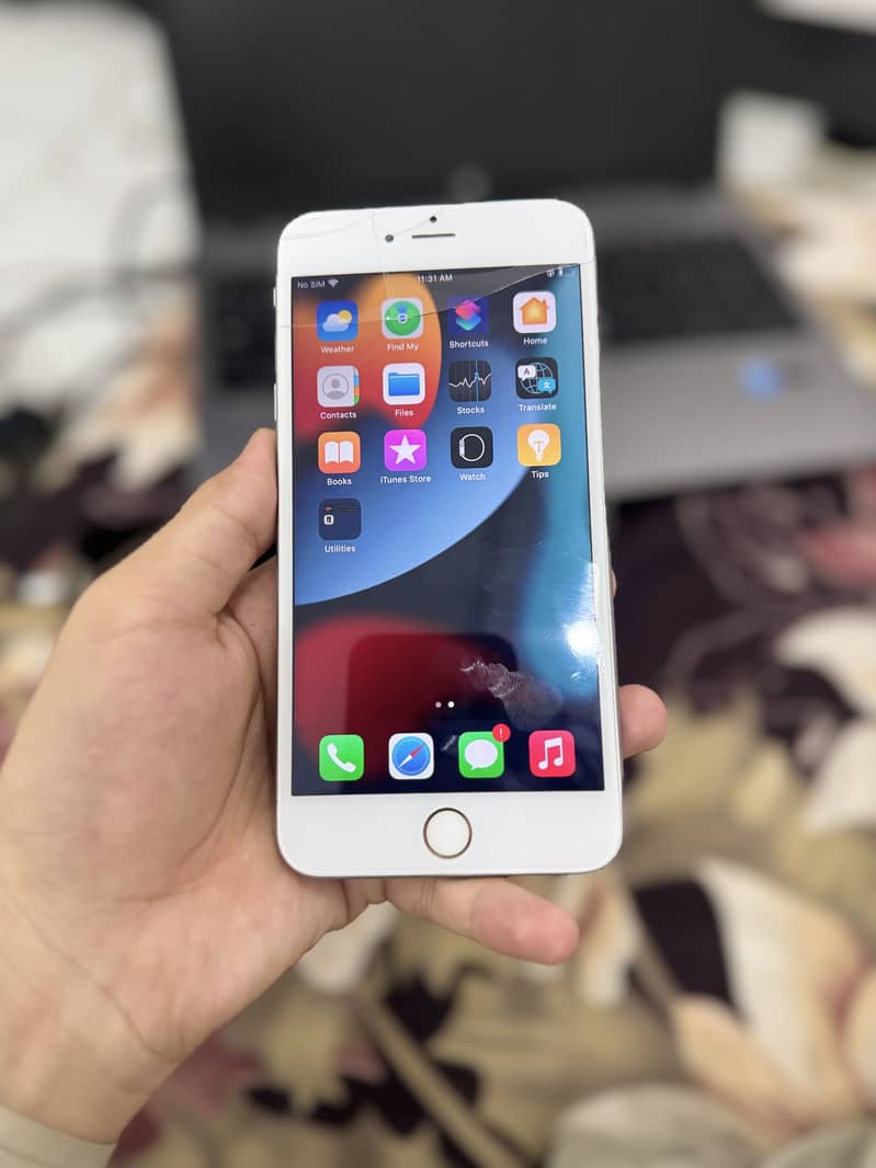 Apple iPhone 6S Plus 1