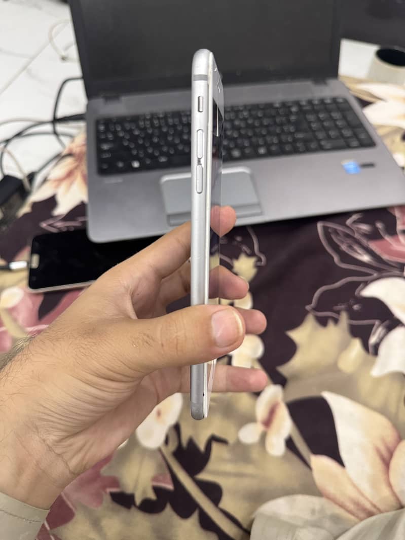 Apple iPhone 6S Plus 3