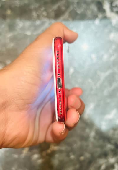 Apple iPhone 7