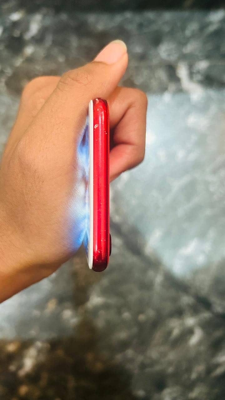 Apple iPhone 7 7