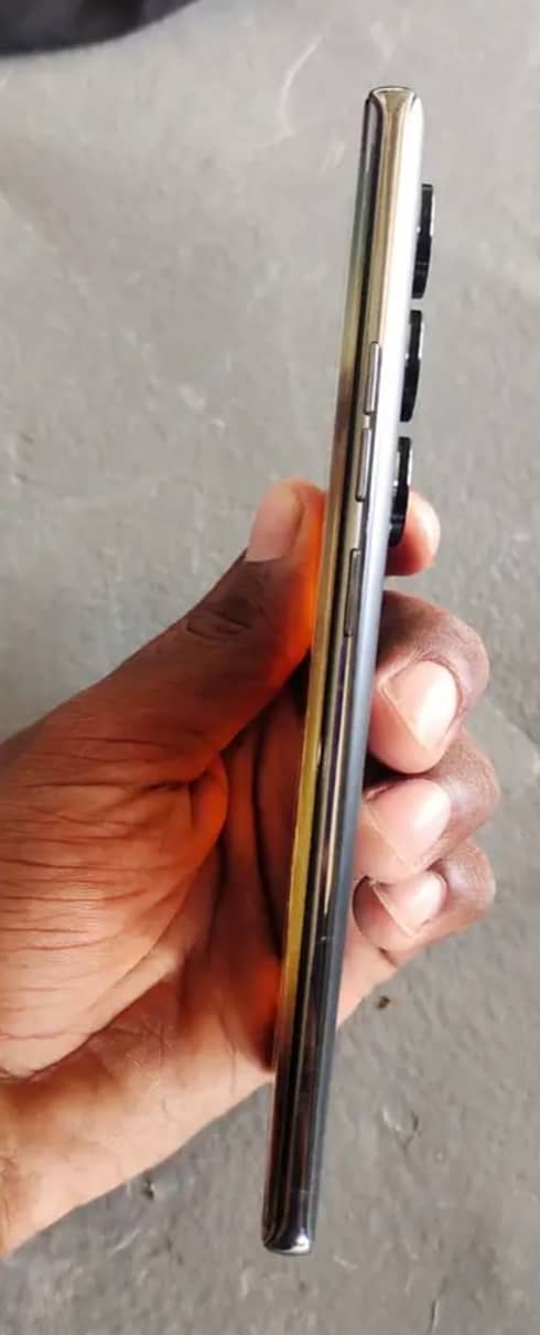 Tecno CAMON 40 Pro 2