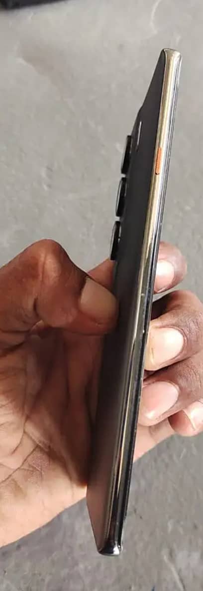 Tecno CAMON 40 Pro 3