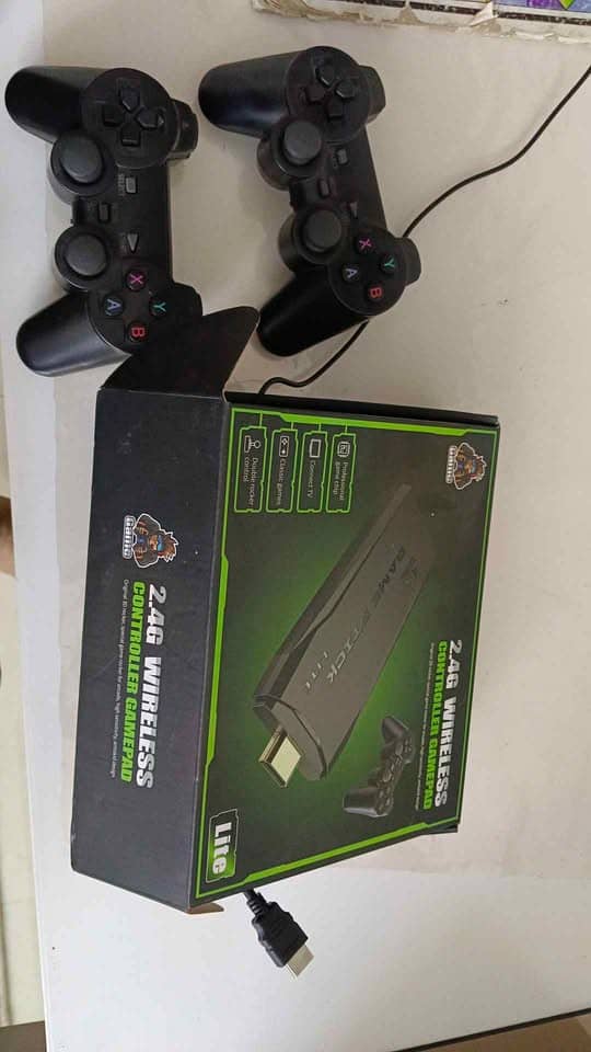 2.4G Wireless Controller Gamepad 1