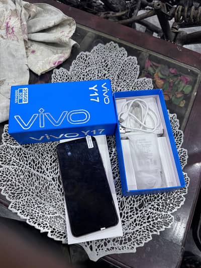 Vivo Y17