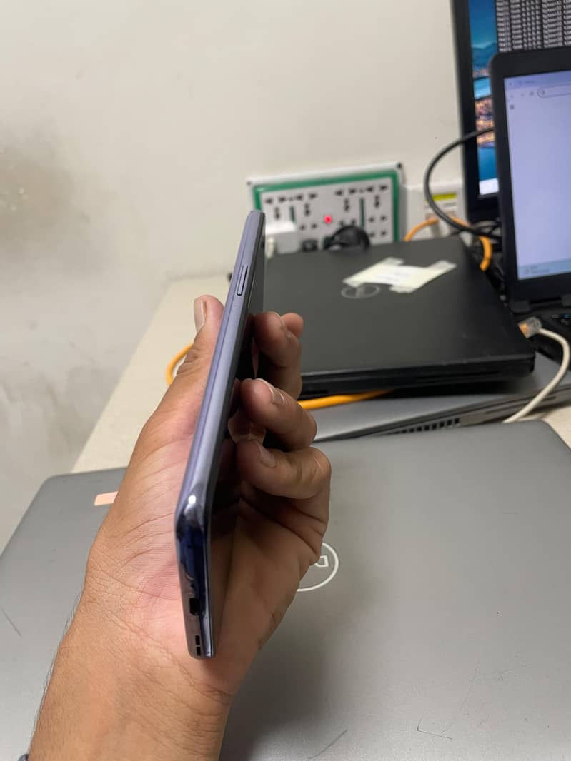 One Plus 9 4