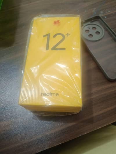Realme 12 Plus