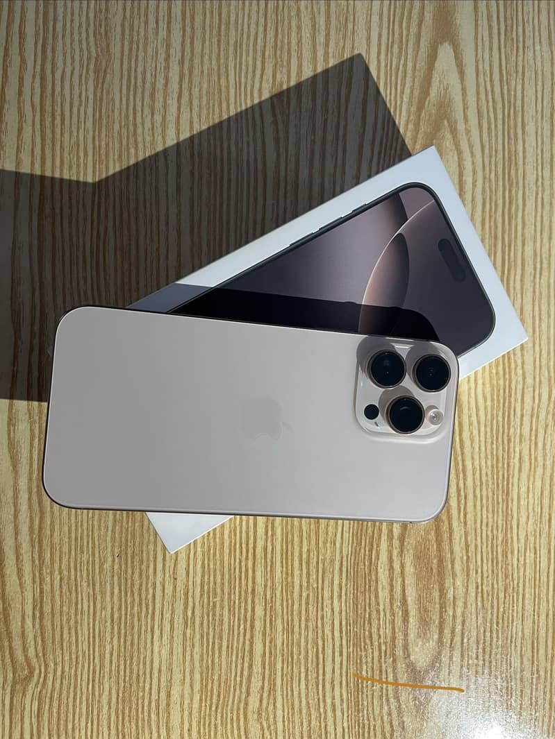 Apple iPhone 16 Pro Max 1
