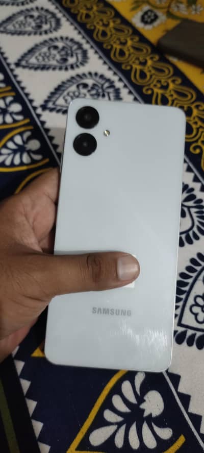 Sumsang A06 Home Used  One Hand Uesd with box  original charing cable