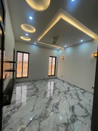 10 Marla House available for sale in Citi Housing Sargodha Road Faislalabad