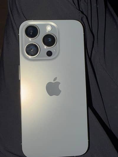 Apple iPhone 15 Pro