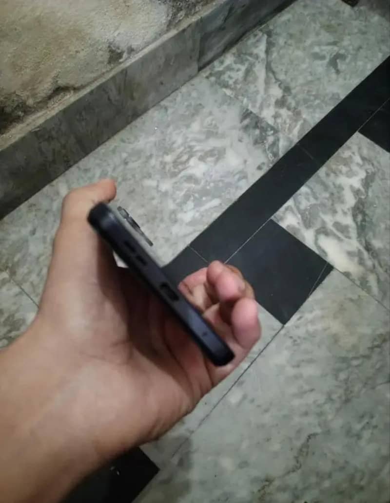Xiaomi Redmi Note 12 4