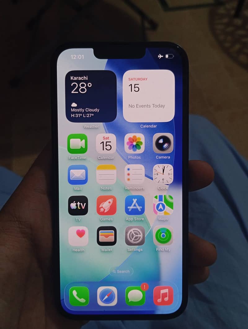 iPhone 13 3
