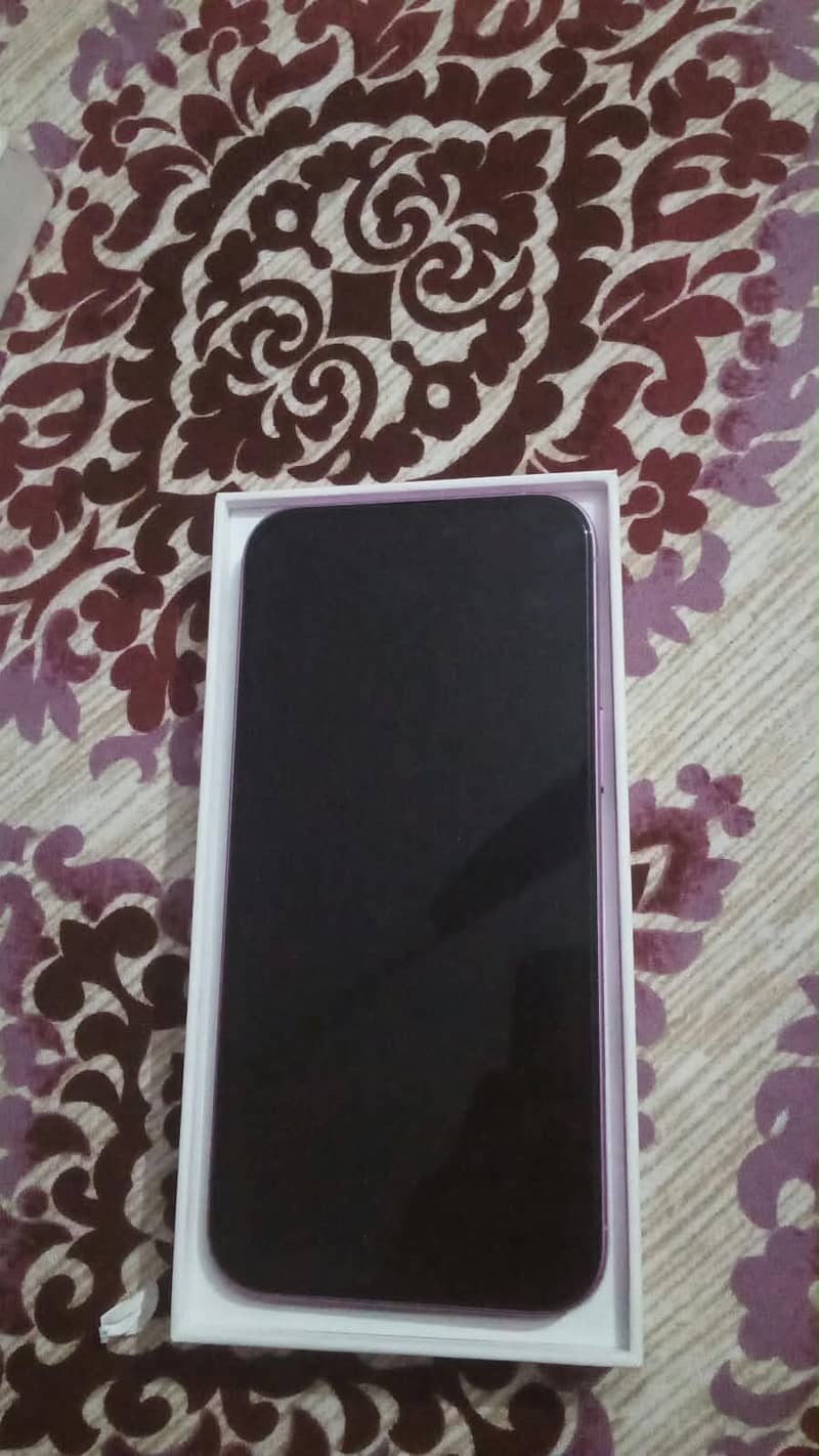 Apple iPhone 16 Plus 2