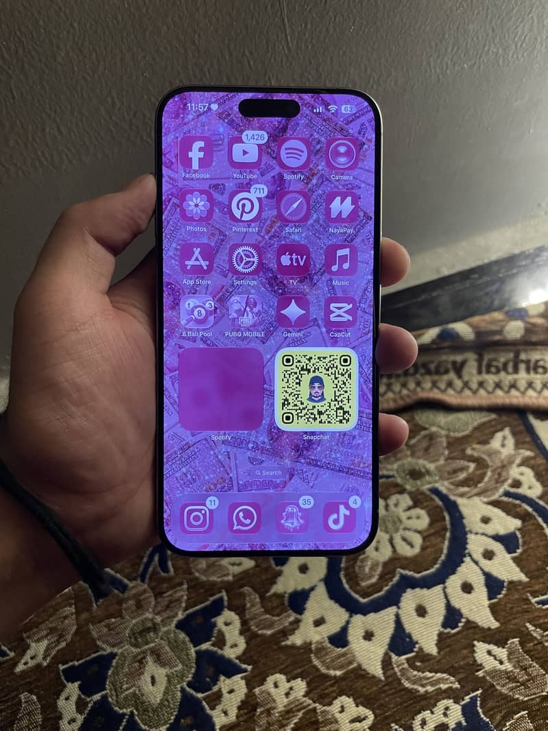 Apple iPhone 15 Pro Max 6