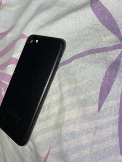 Apple iPhone 7