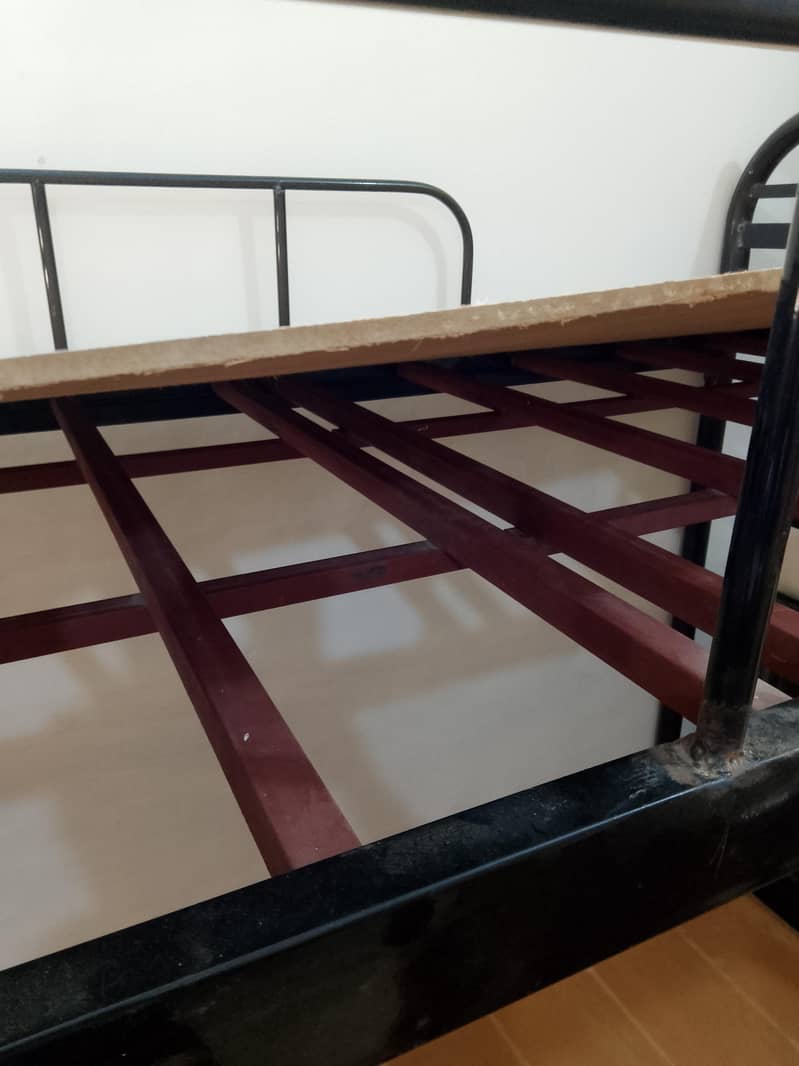 double bed without mattress 2