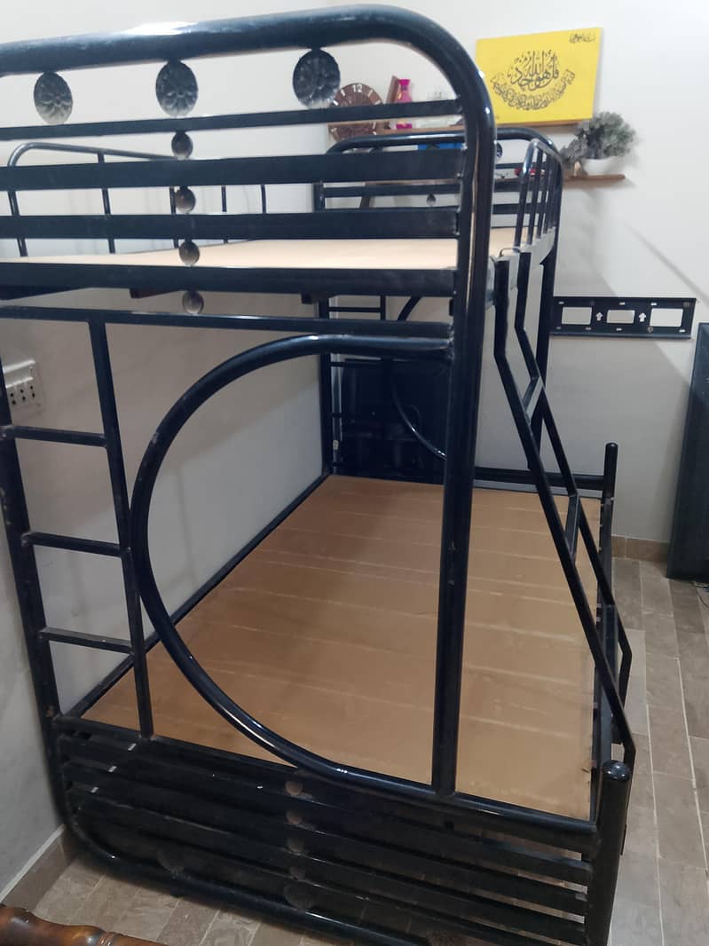 double bed without mattress 5