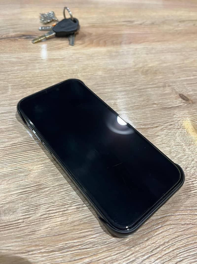 Apple iPhone 15 9
