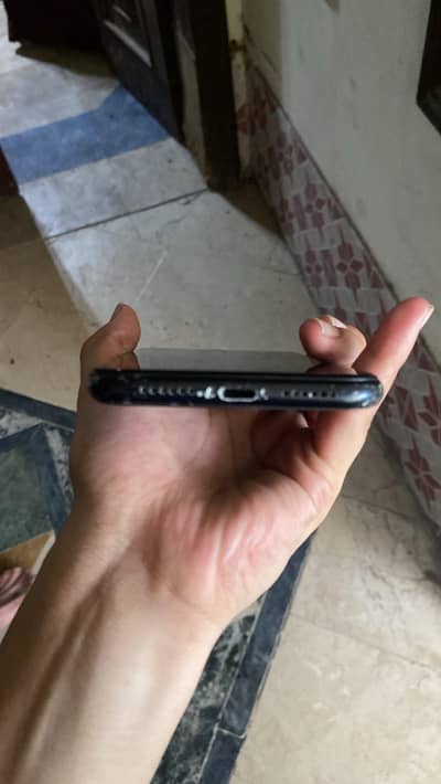 Apple iPhone XR