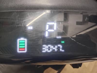 Crown Benling Roshni Electric Scooter - 3047 km Driven