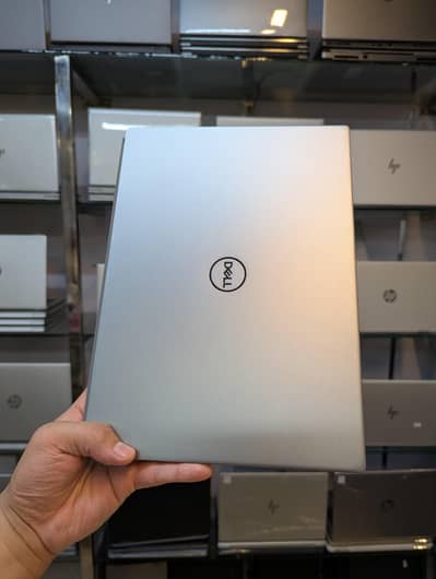 Dell Vostro 5320 | core i5-1240P Gen | 8 GB RAM DDR5| 256 GB SSD NVMe