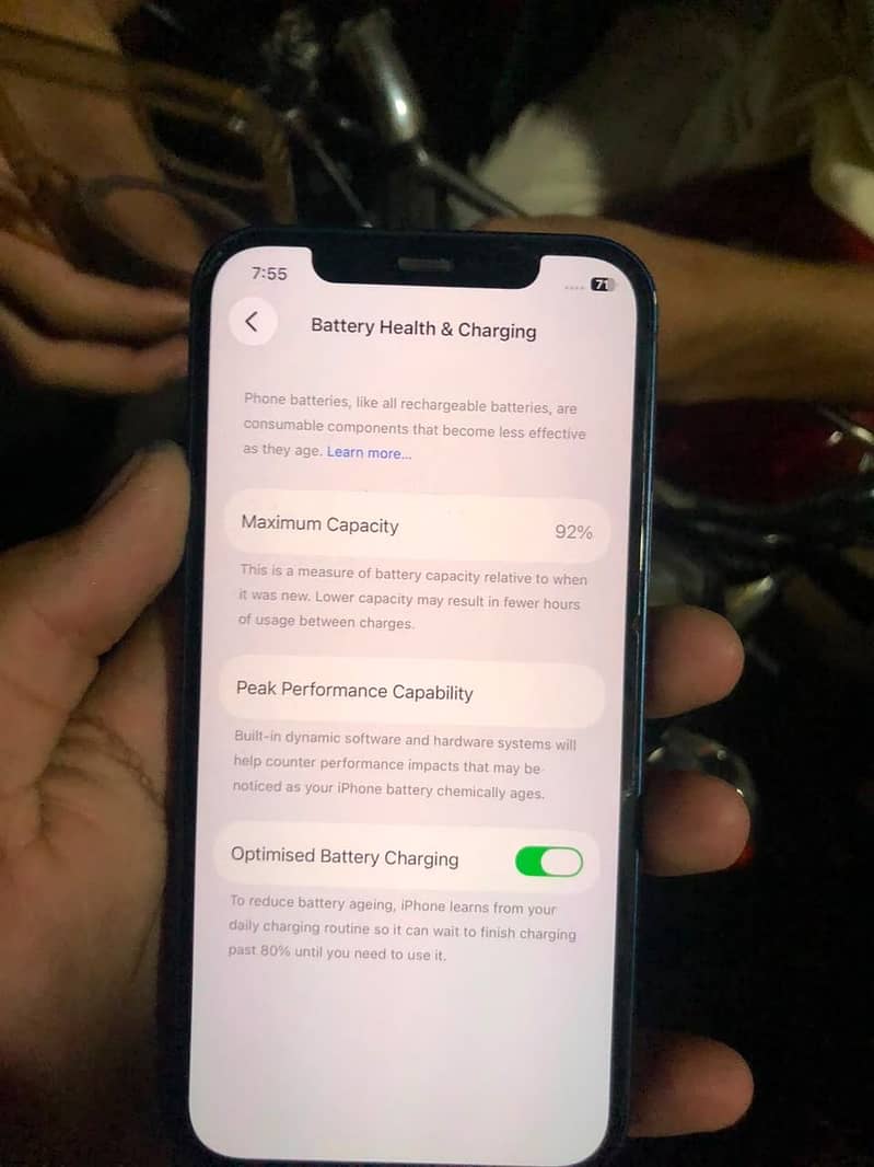 Apple iPhone 12 2