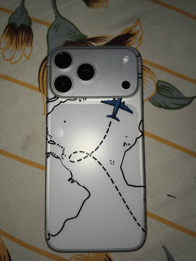 Apple iPhone 17 Pro Max 6