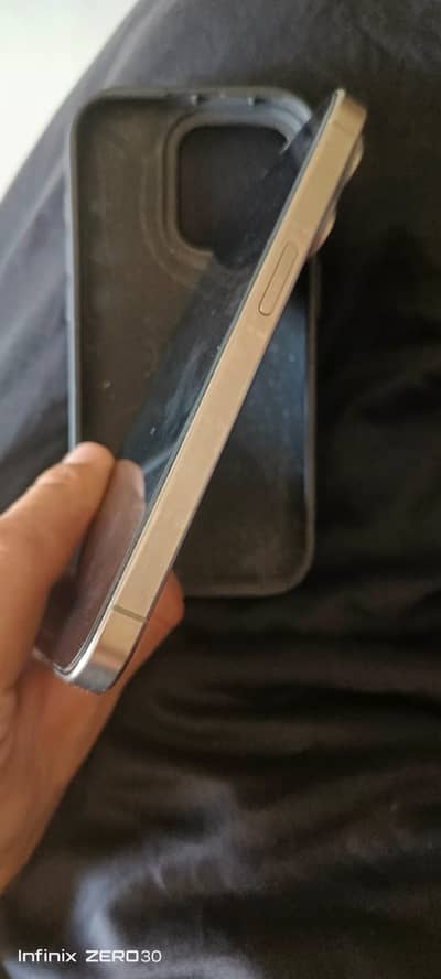 Apple iPhone 15 Pro