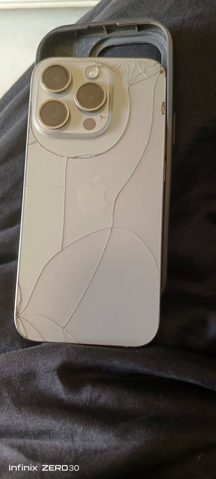 Apple iPhone 15 Pro 1