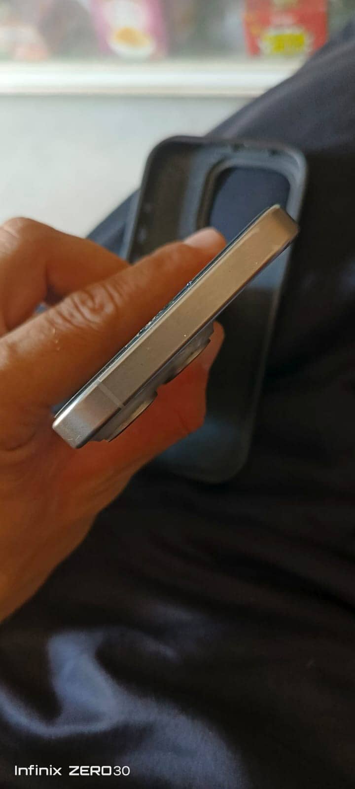Apple iPhone 15 Pro 3