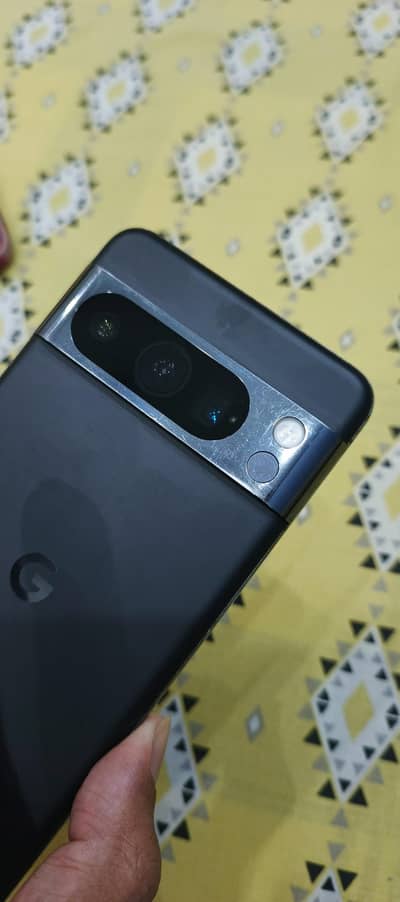 Google Pixel 8 Pro
