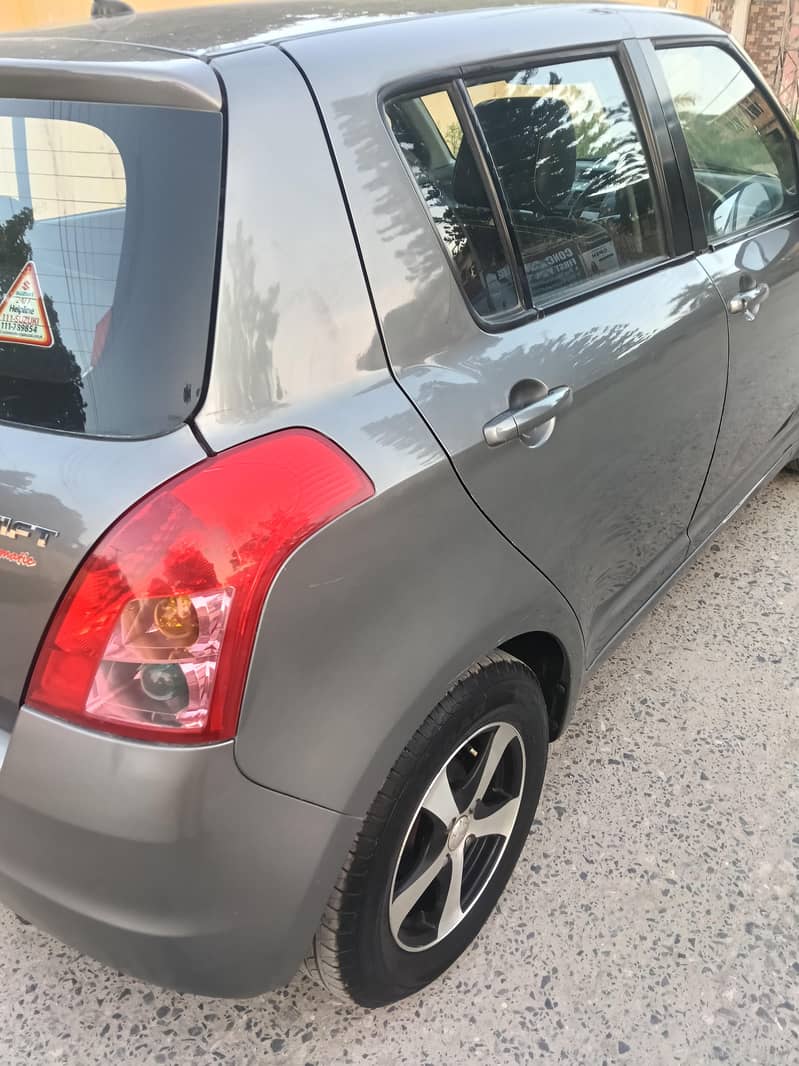 Suzuki Swift 2013 16