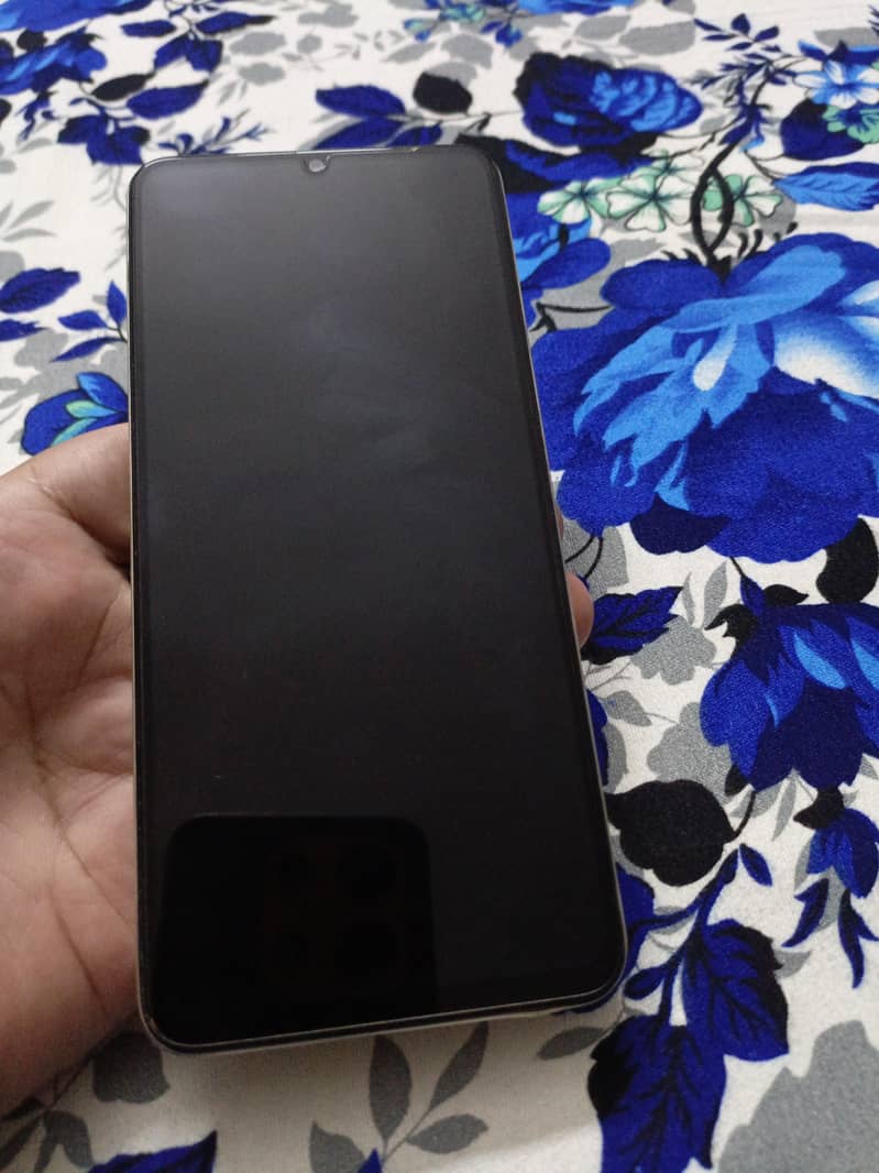 Realme C53 1