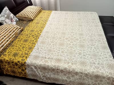 Double king size bed without mattress 2 drawers 1 dressing