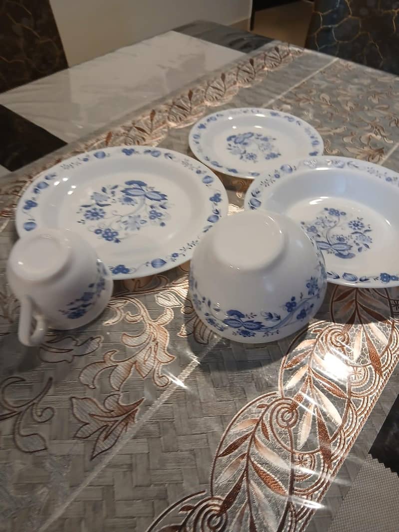 Dinner set 0