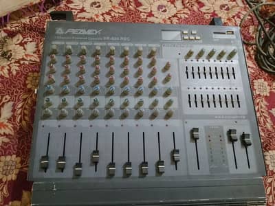 Urgent for sale JBL speakers and 800F mixer