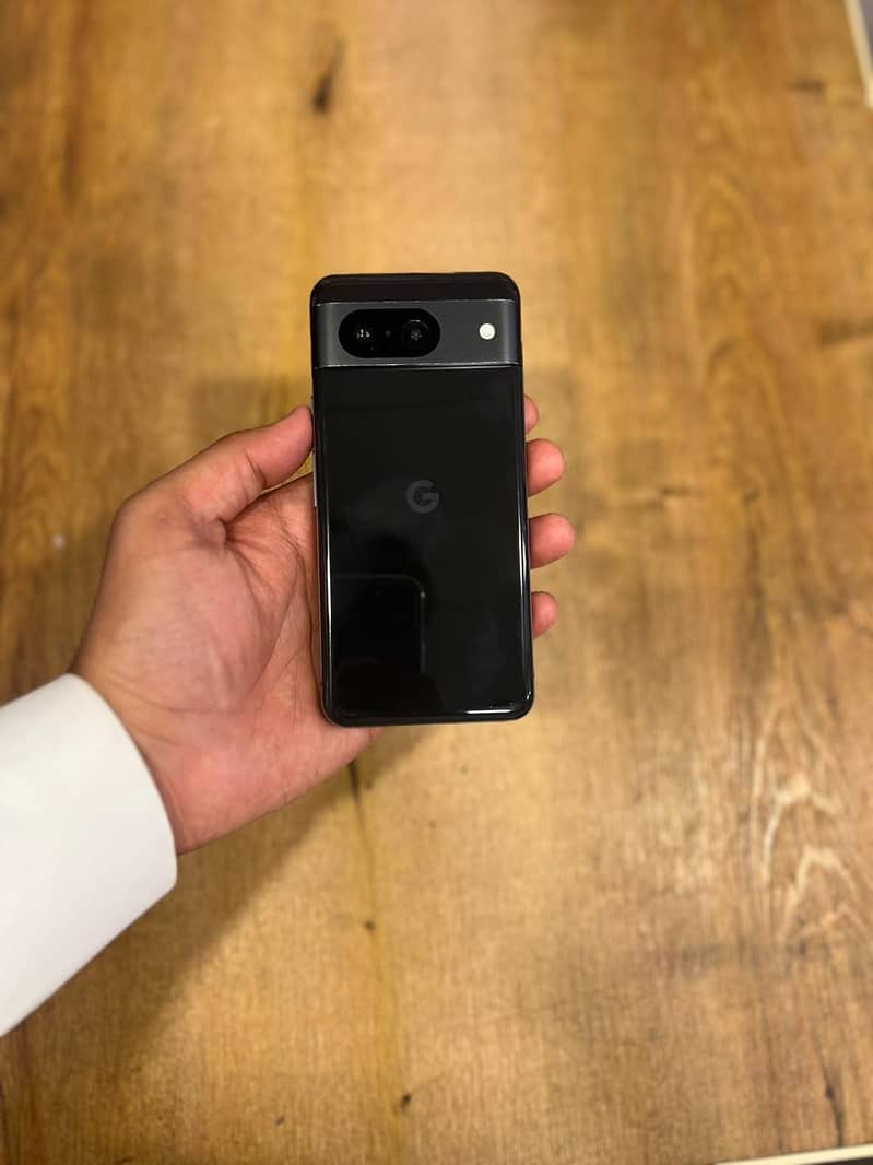 Google Pixel 8 4
