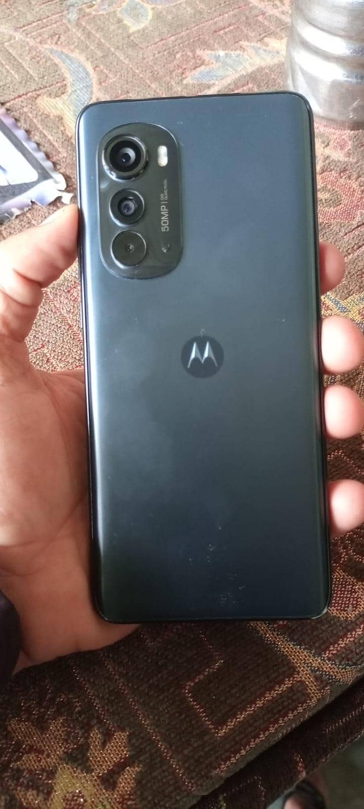 moto edge 2022 black color 8.256 4