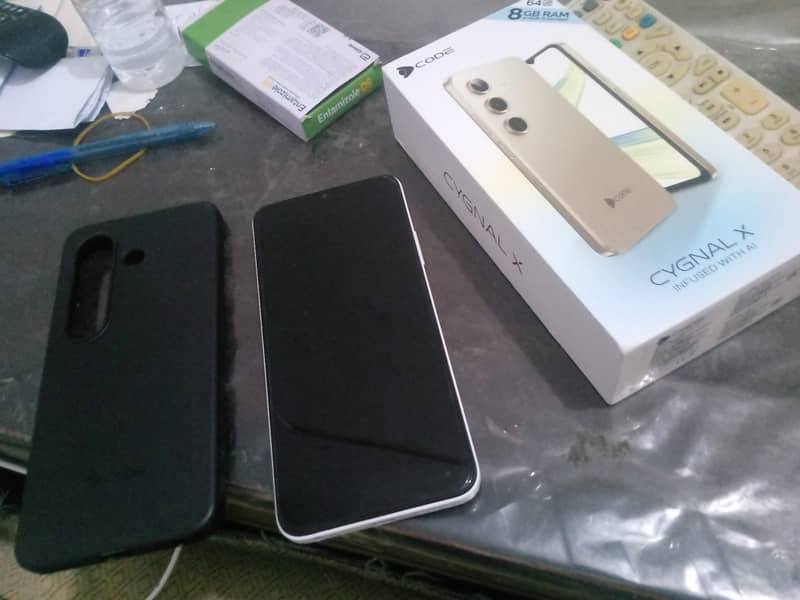 Dcode cygnal x 4+4/64 2