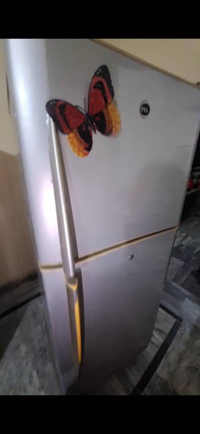 PEL perfectly working refrigerator for sale