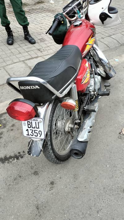 good condition bike biometric available on the spot