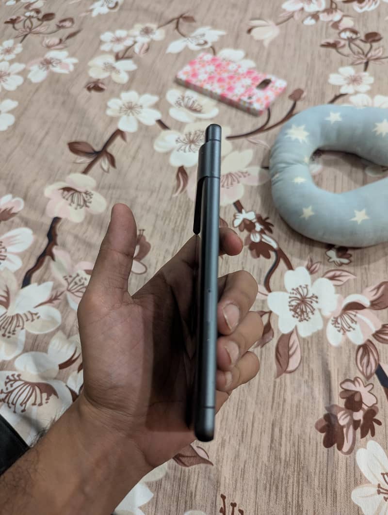 Google Pixel 7 3