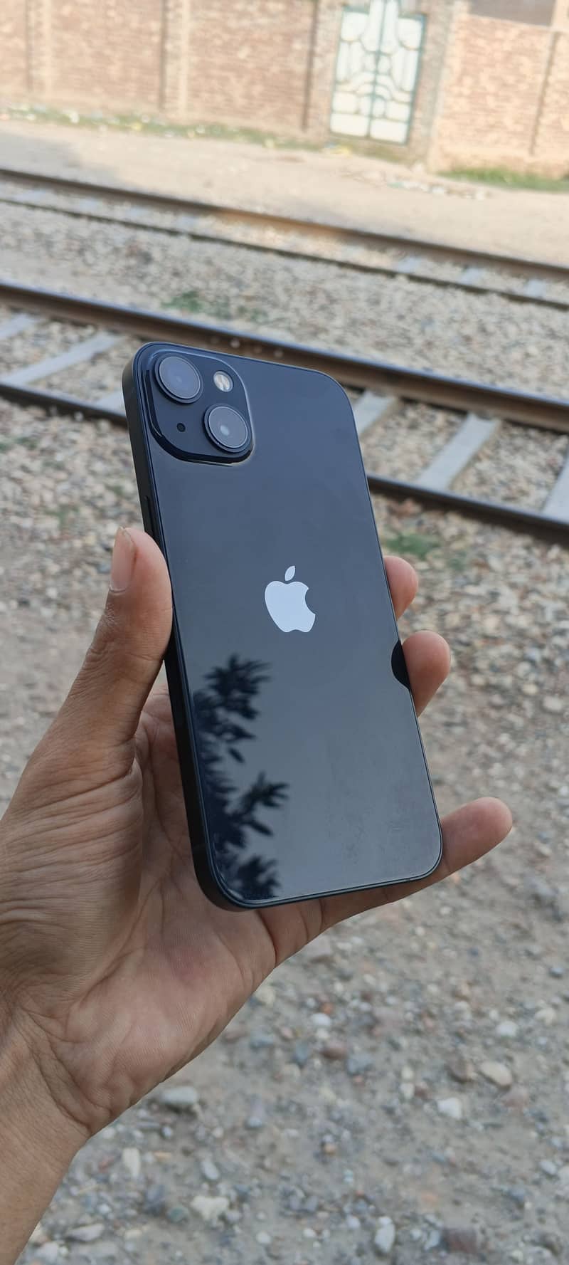 Apple iPhone 13 7