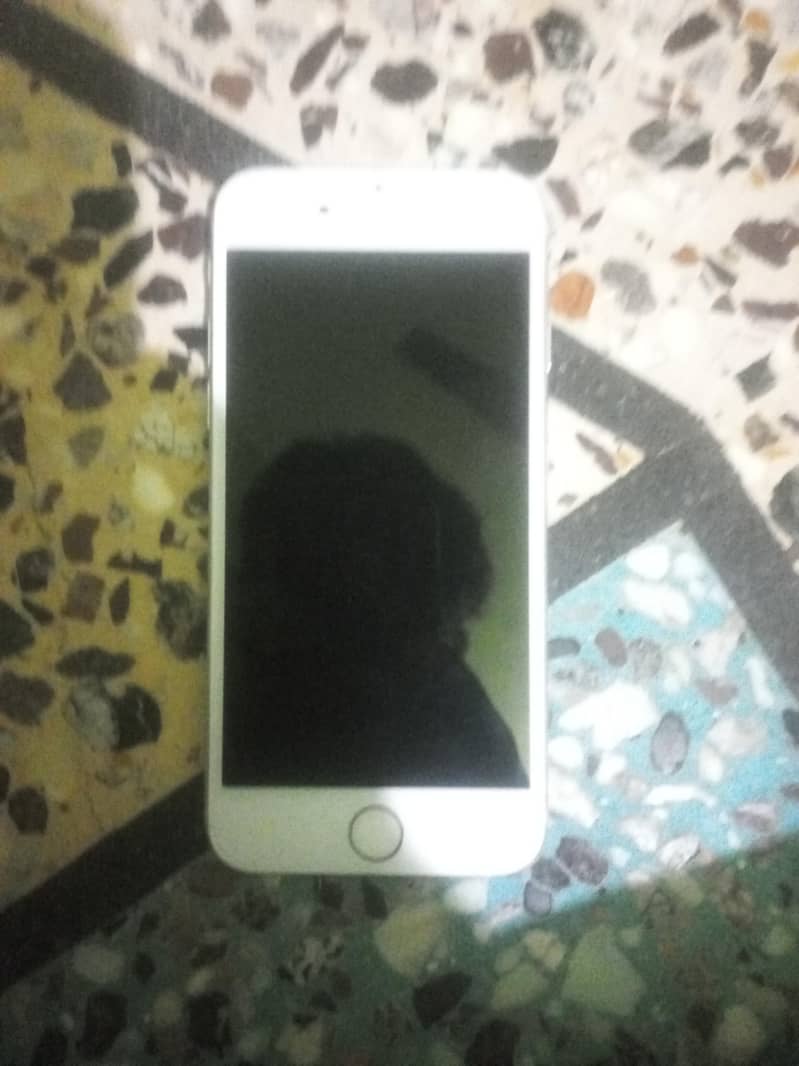 Apple iPhone 7 2