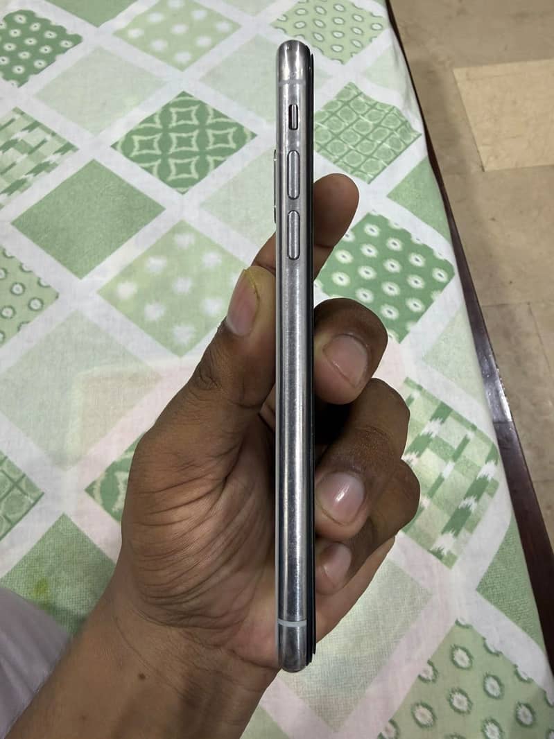 Apple iPhone X 7